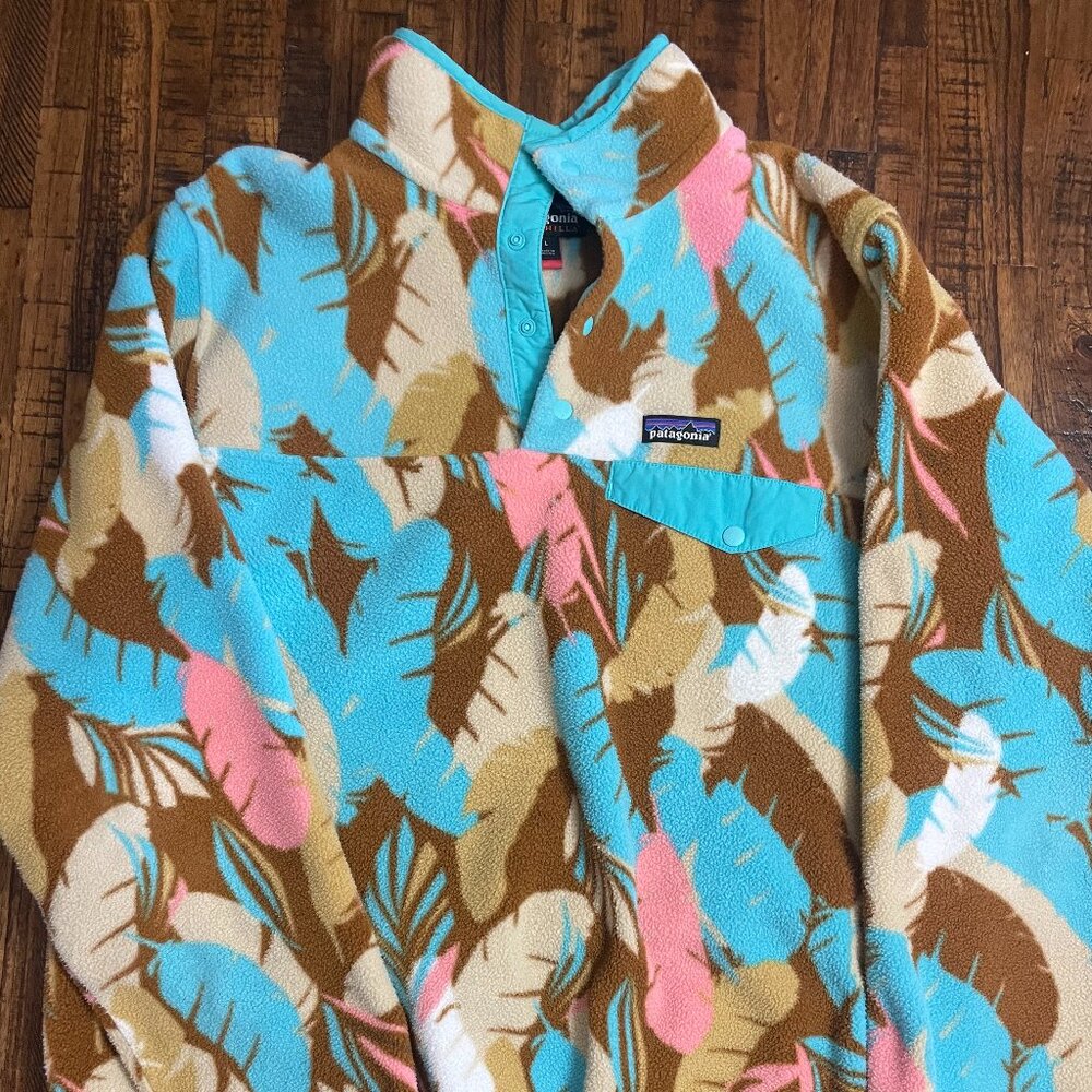 Patagonia Synchilla Snap T Womens Large Multicolor Feather Print Fleece Pullover